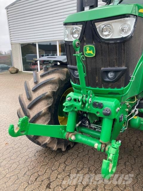 John Deere 6175R الجرارات