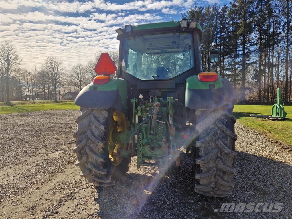John Deere 6220 SE Traktoren