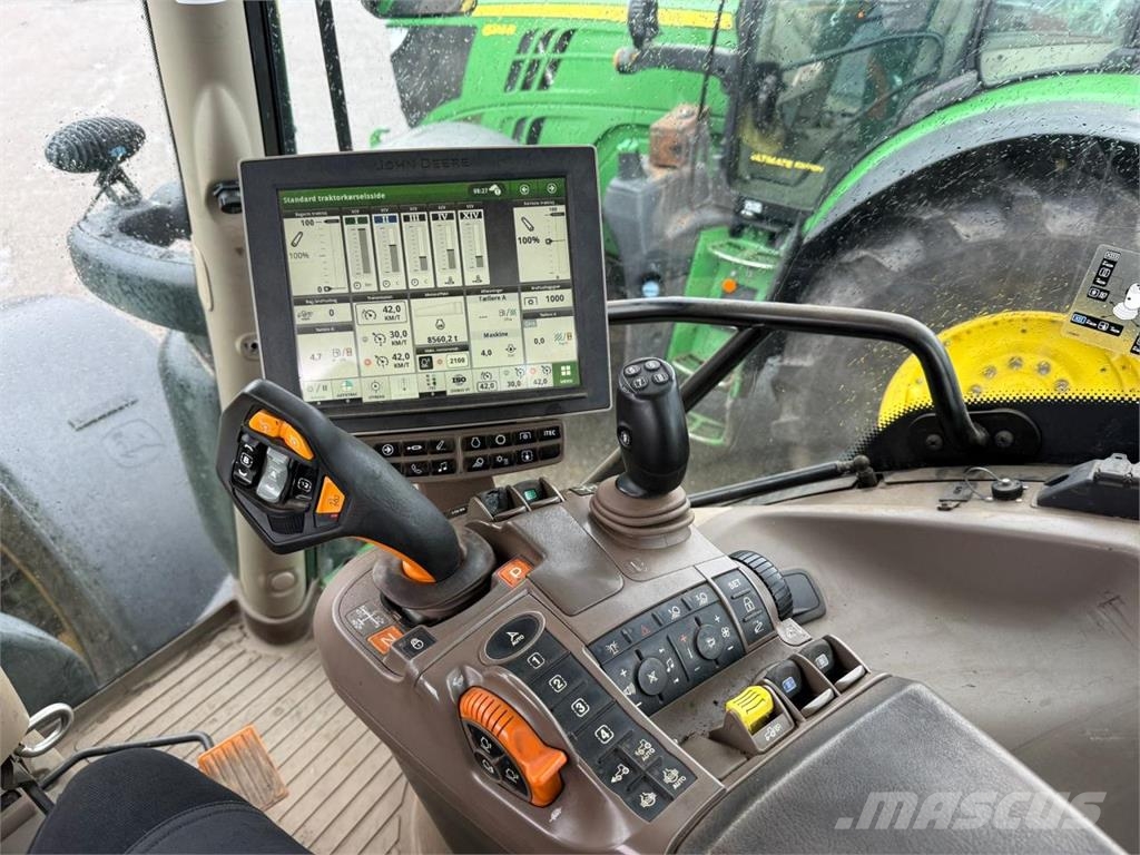 John Deere 6250R Tractors