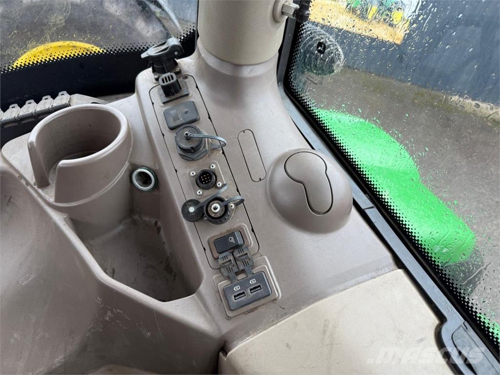 John Deere 6250R Tractors