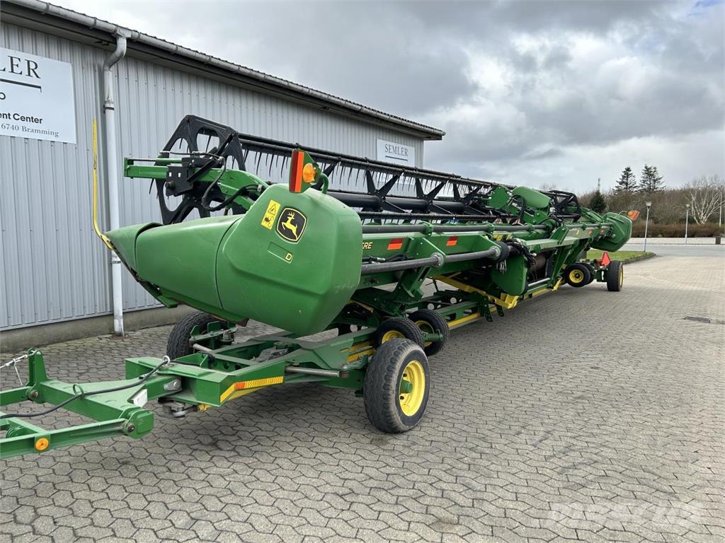 John Deere 640D Жатки