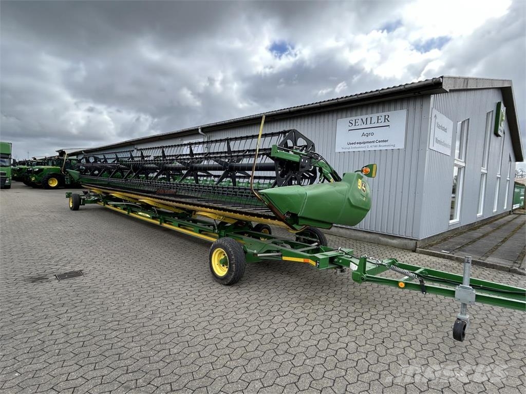 John Deere 640D Жатки