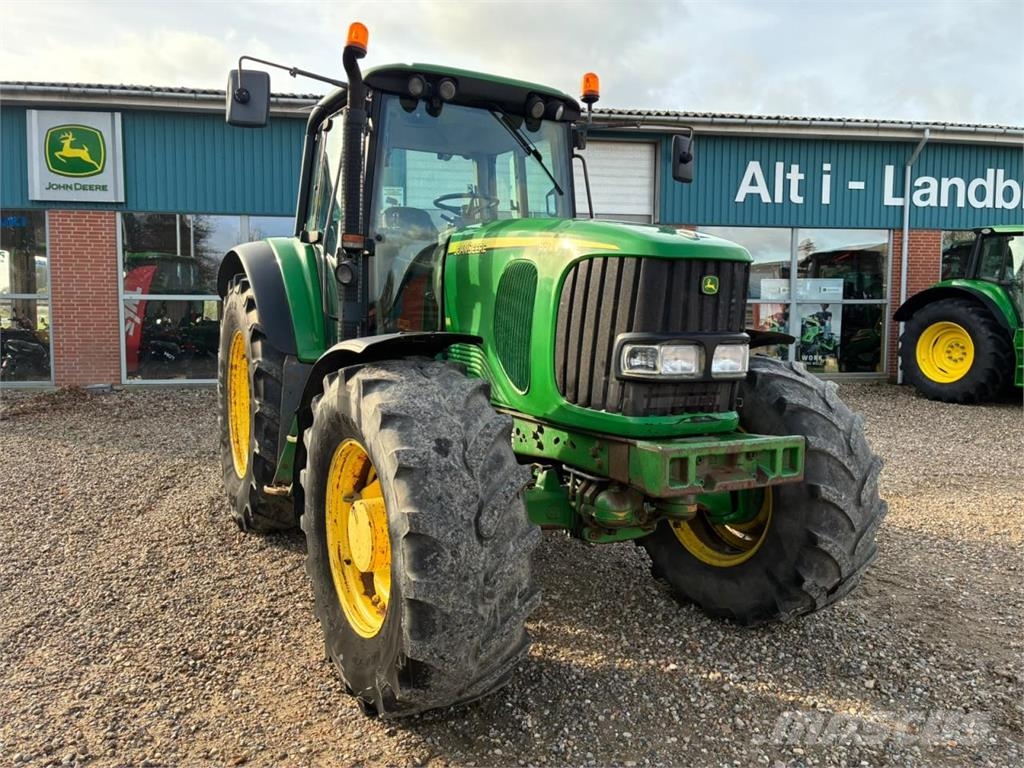 John Deere 6920 Traktori