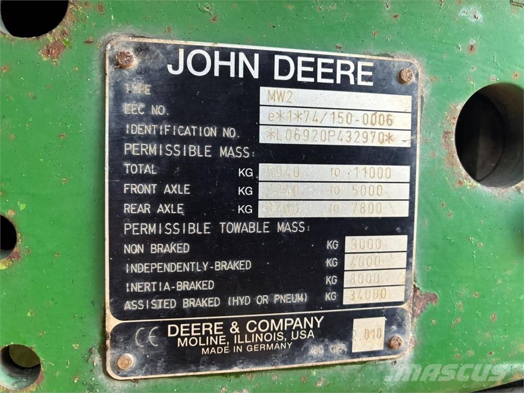 John Deere 6920 Traktori
