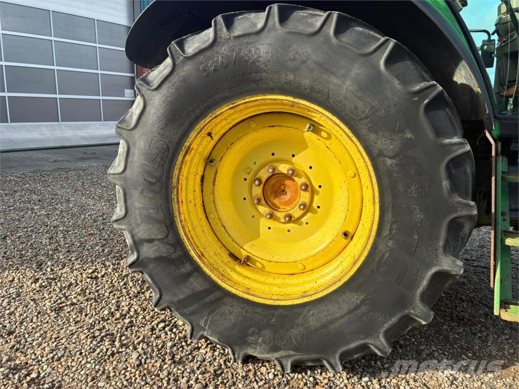 John Deere 6920 Traktori