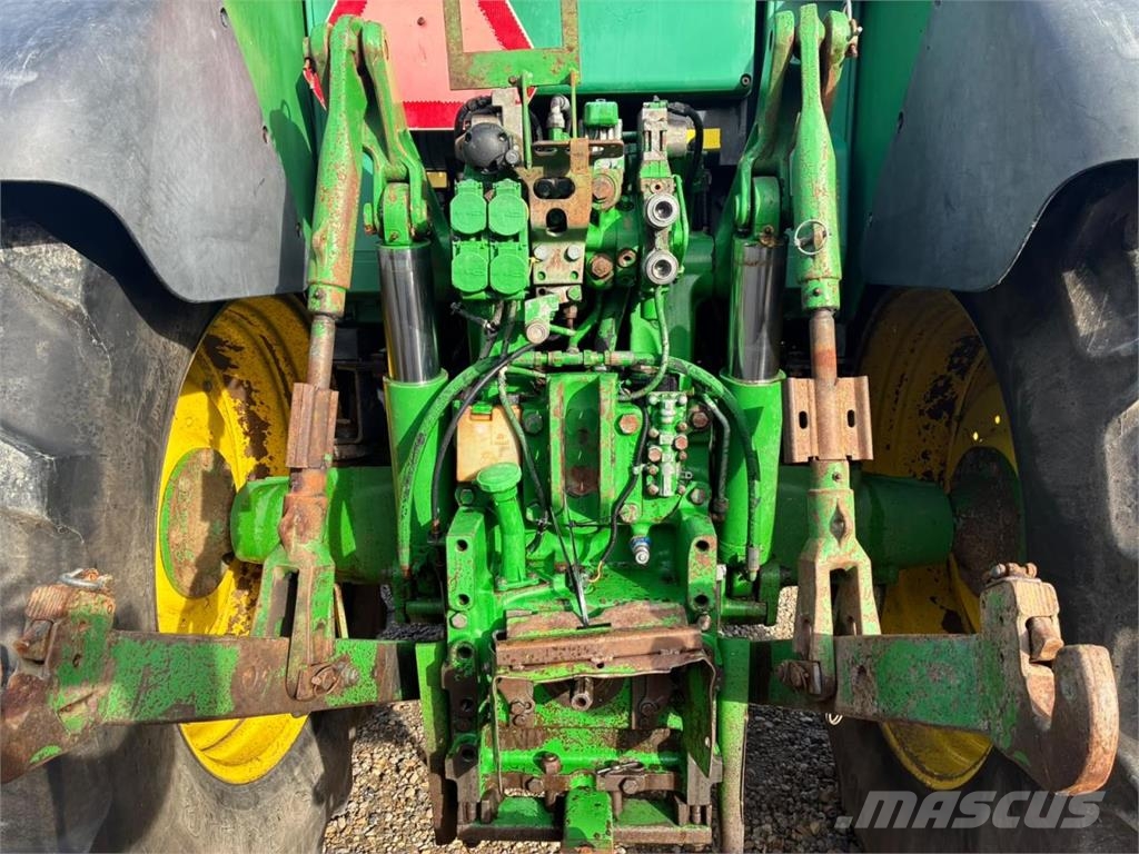 John Deere 6920 Traktori
