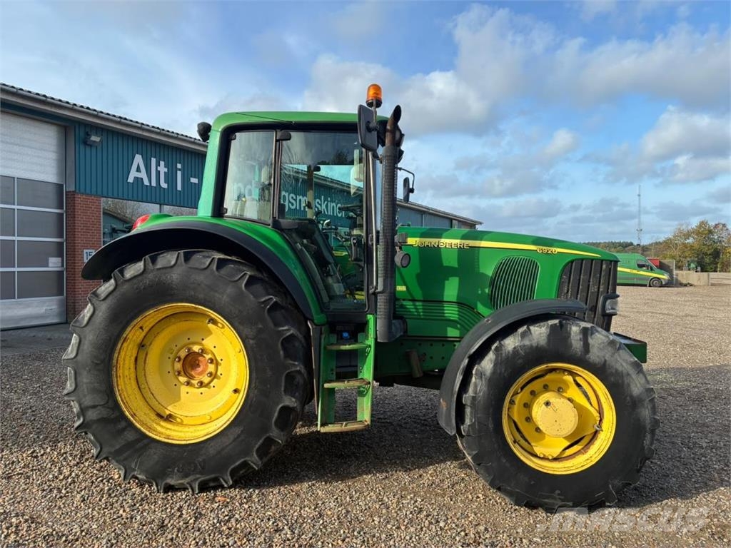 John Deere 6920 Traktori