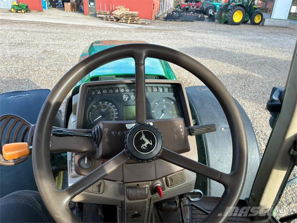 John Deere 6920 Traktori