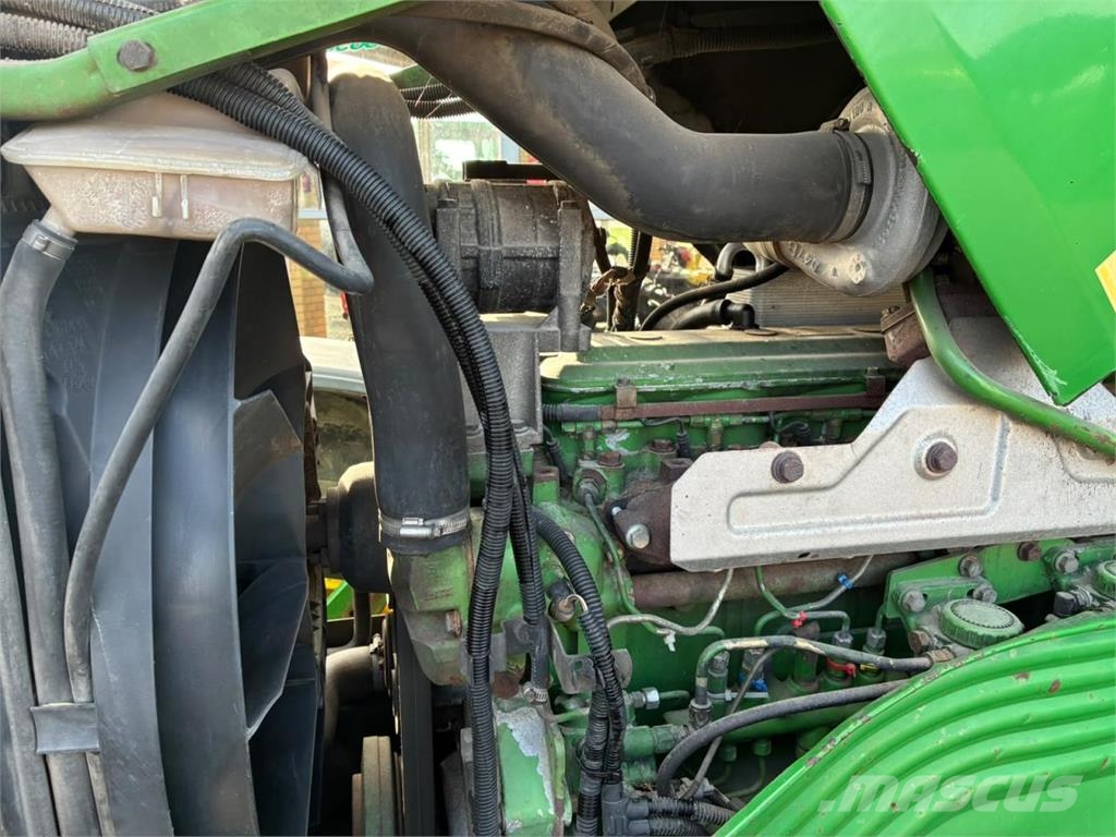 John Deere 6920 Traktori