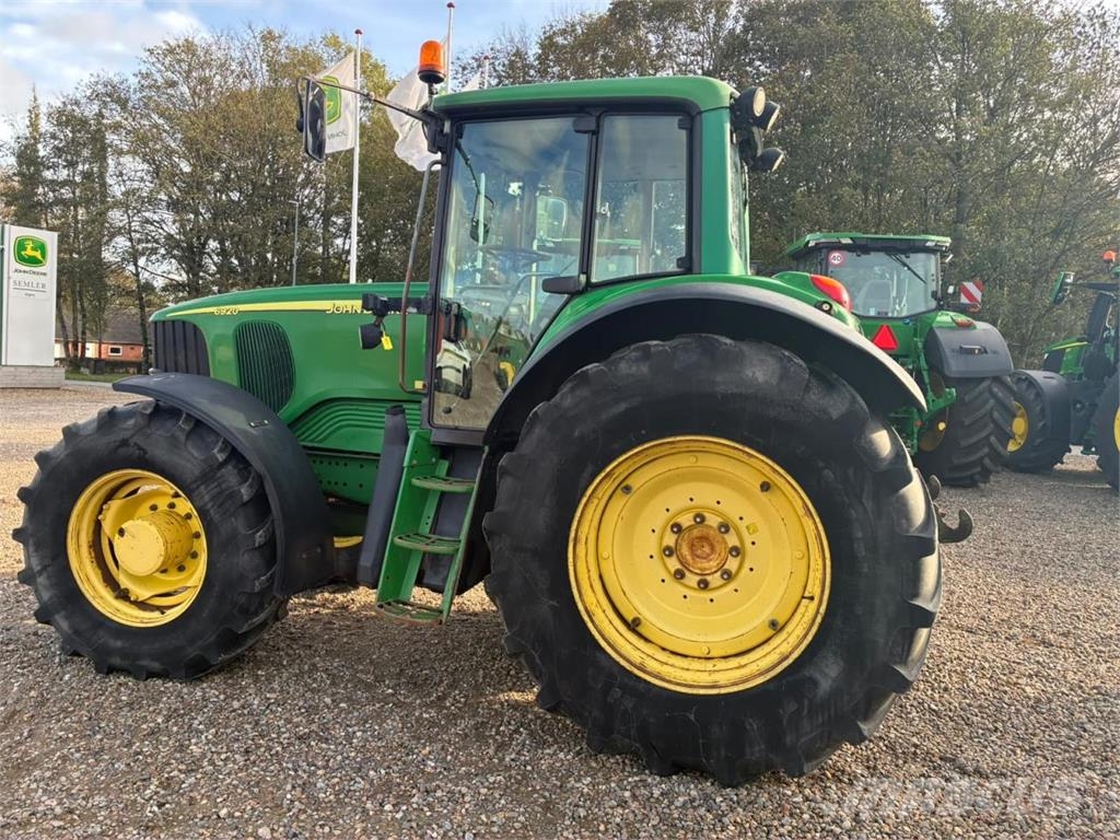 John Deere 6920 Traktori