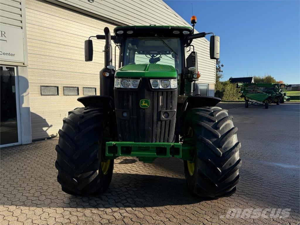 John Deere 7270R Traktorer