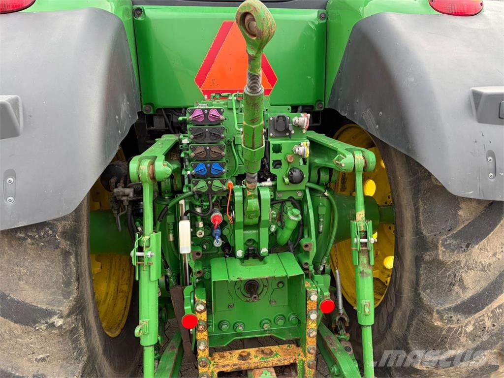 John Deere 7290R Traktori
