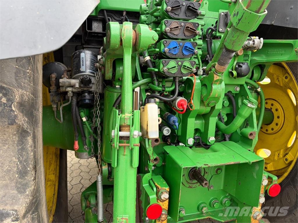 John Deere 7290R Traktori