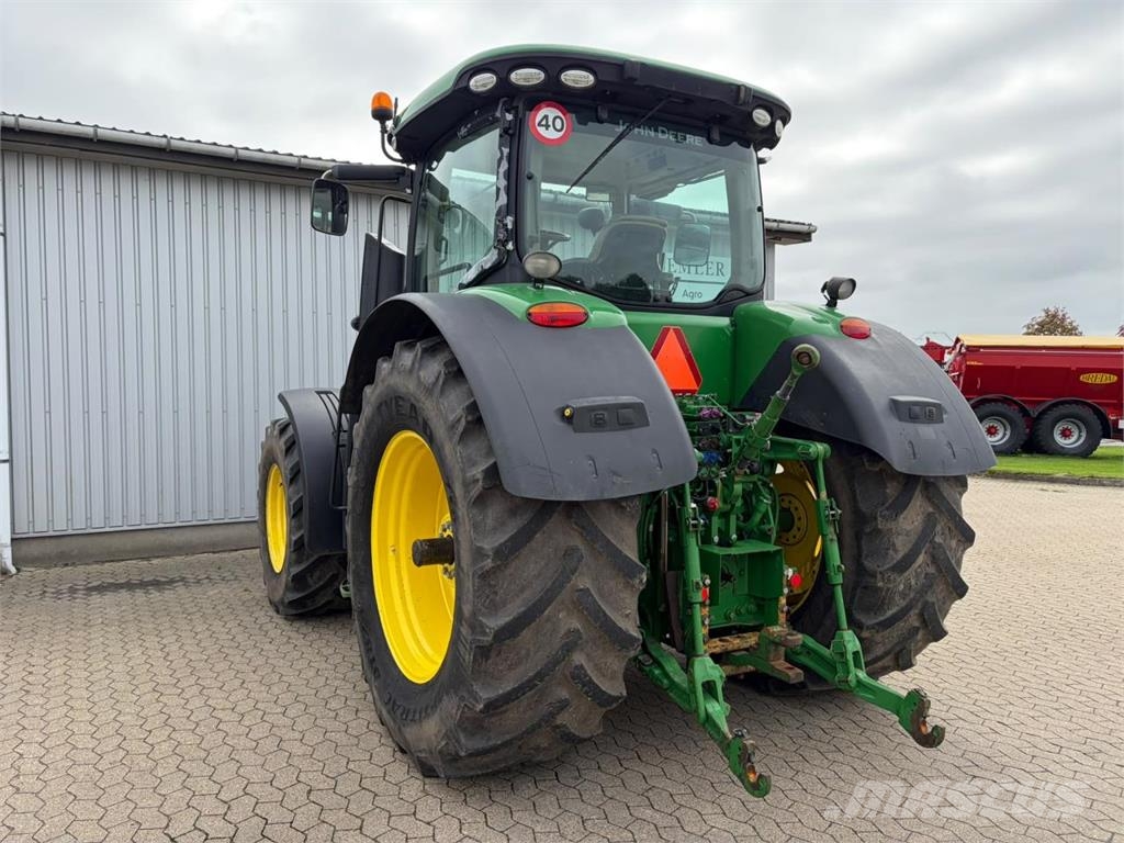 John Deere 7290R Traktori