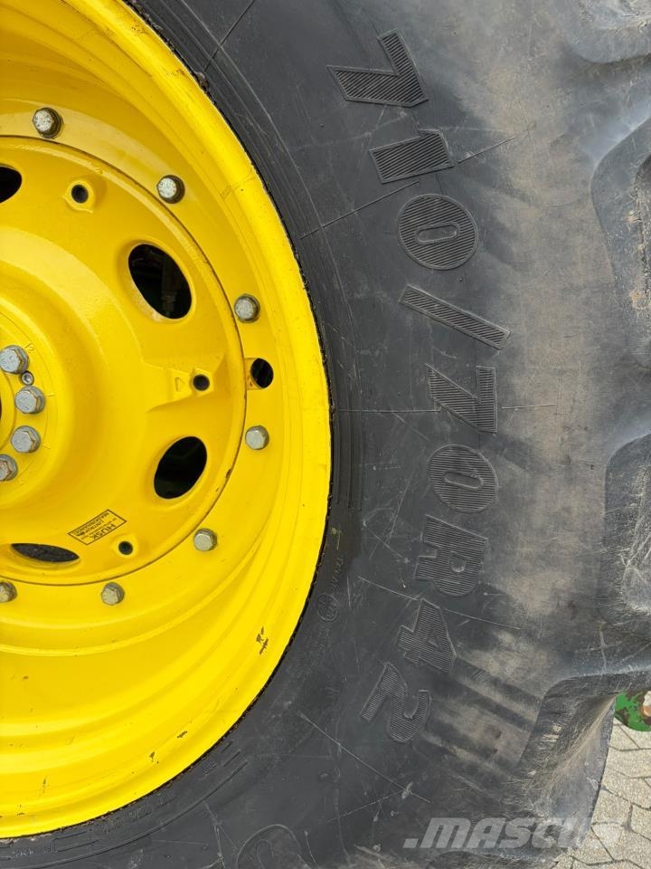 John Deere 7290R Traktori