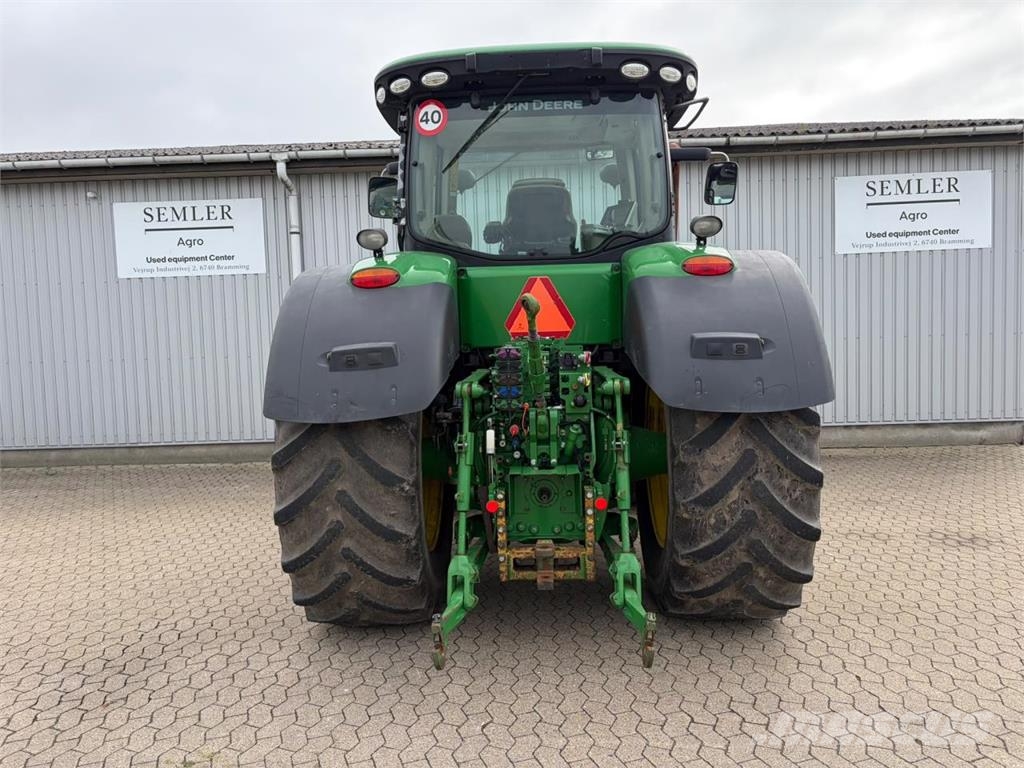 John Deere 7290R Traktori