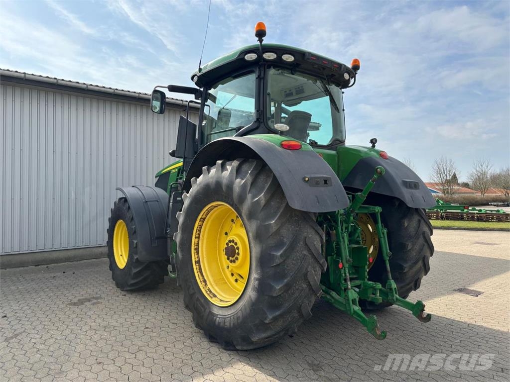 John Deere 7310R 트랙터