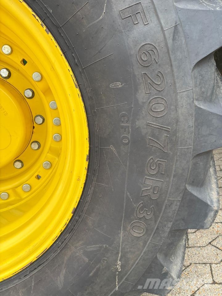 John Deere 7310R 트랙터