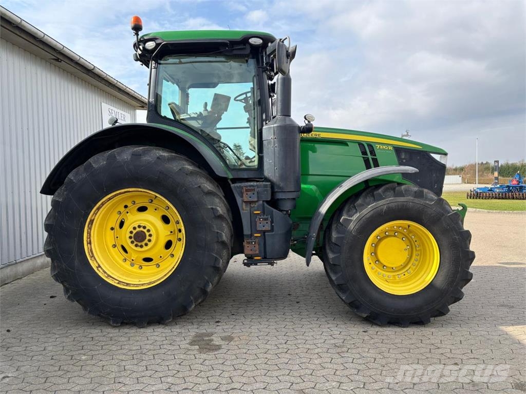 John Deere 7310R 트랙터