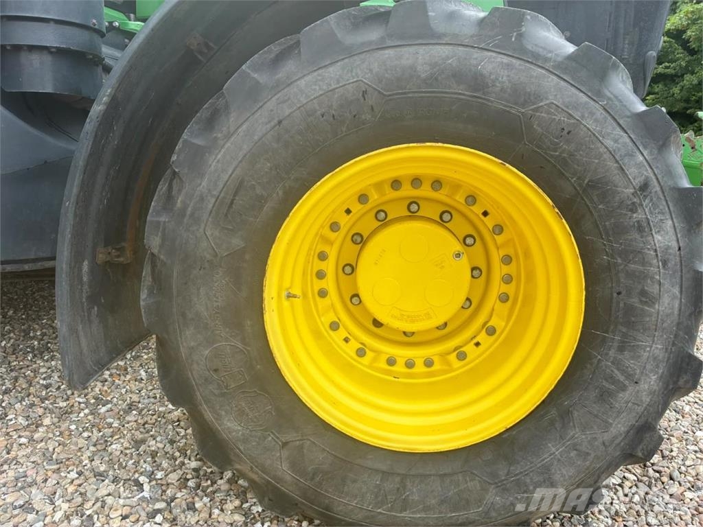 John Deere 7310R الجرارات