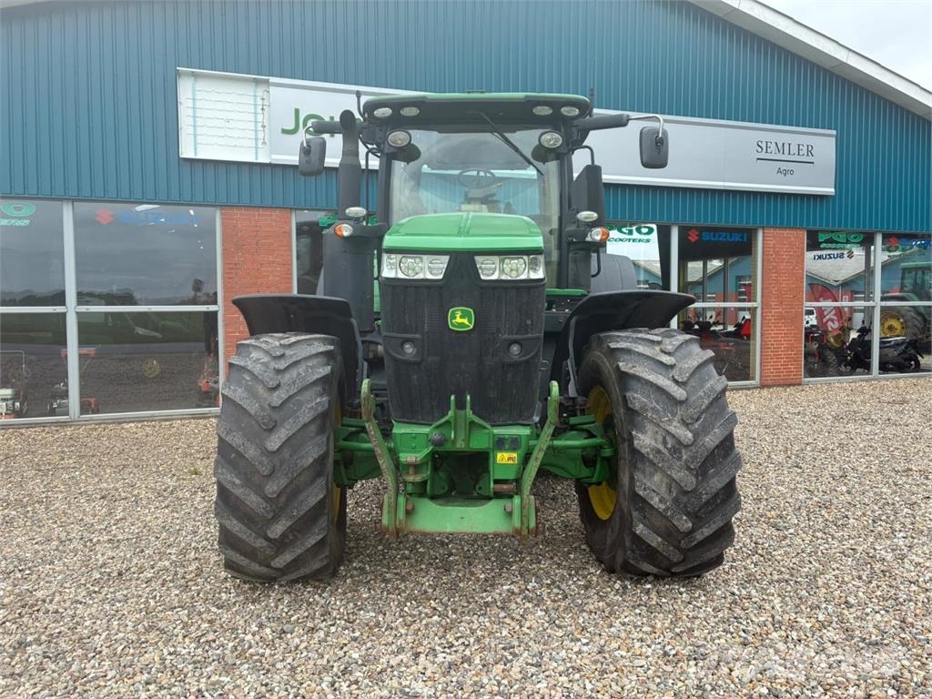 John Deere 7310R الجرارات
