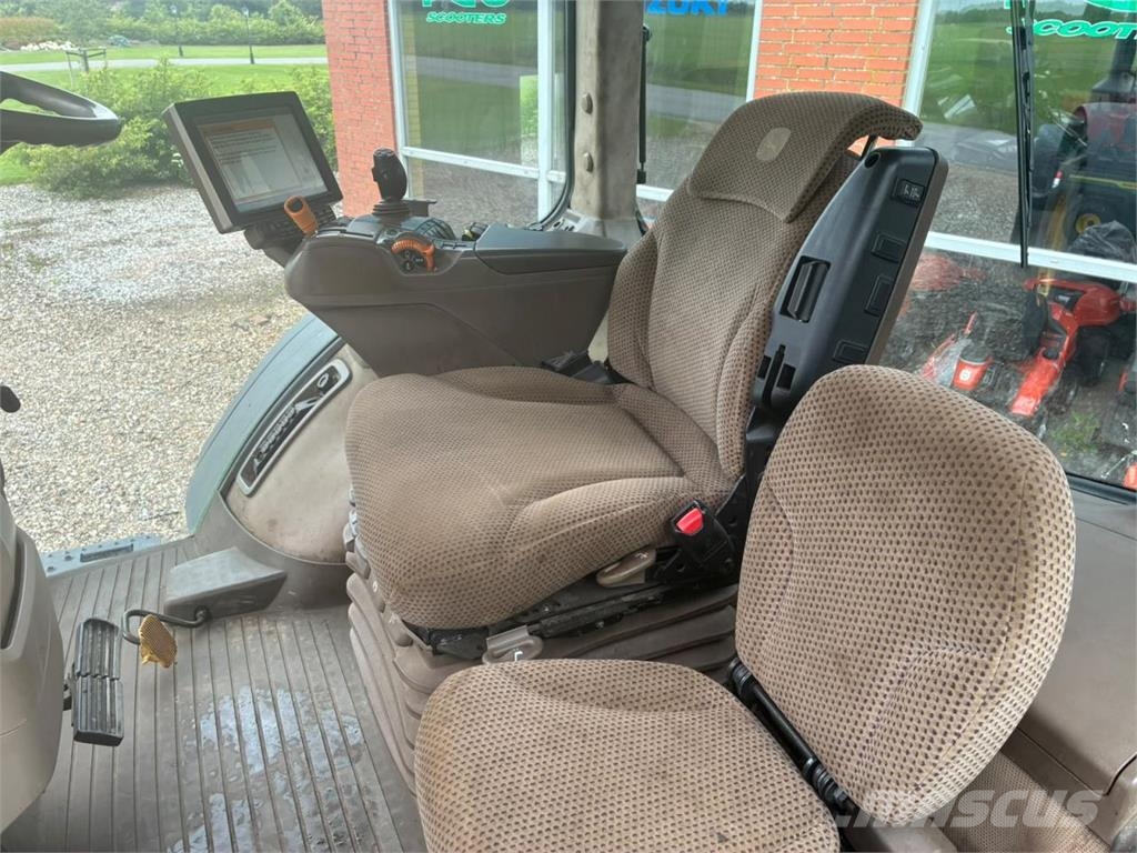 John Deere 7310R الجرارات