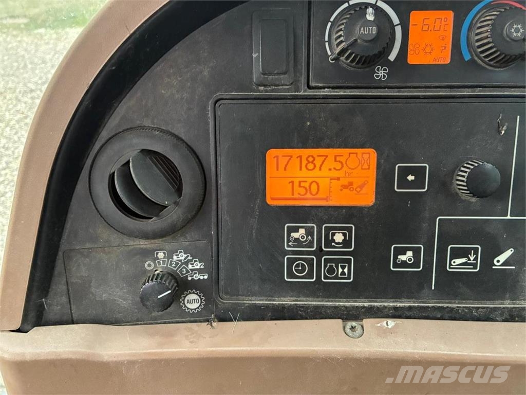 John Deere 8330 Traktorer