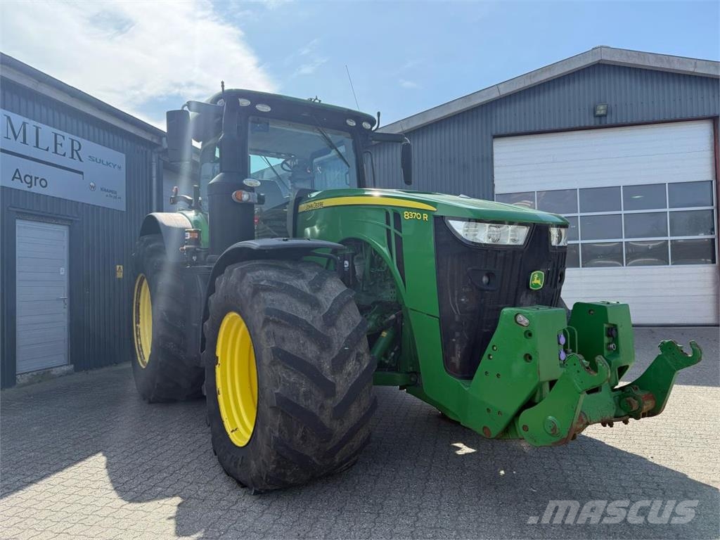John Deere 8370R Trattori