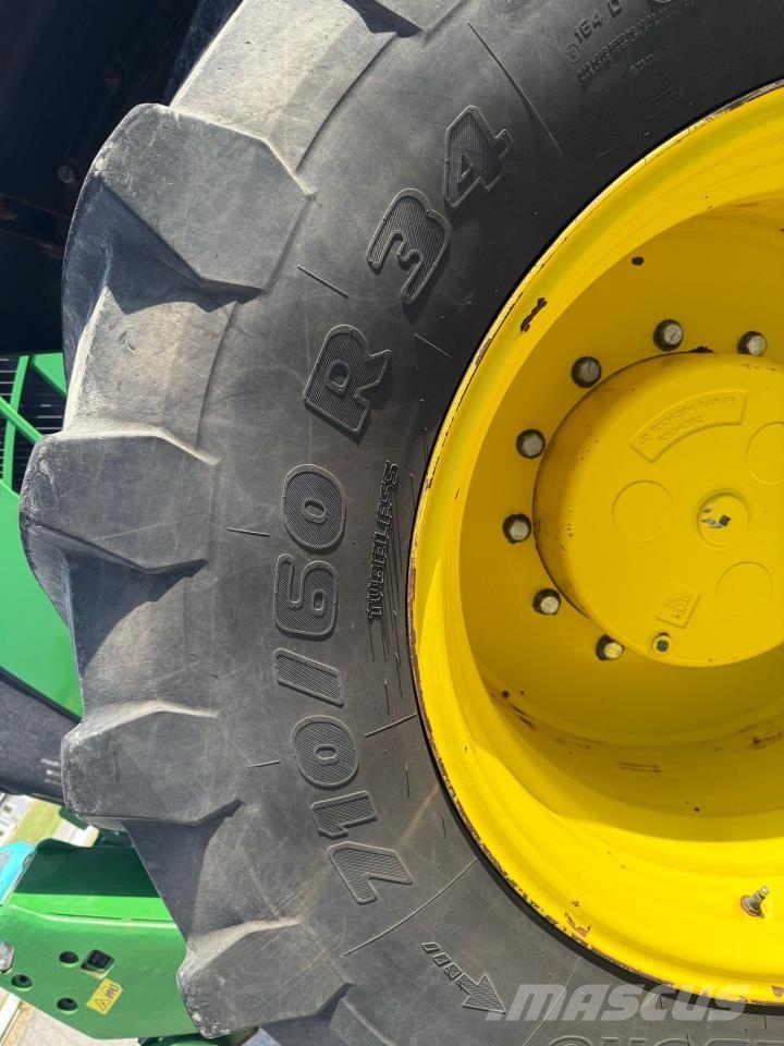 John Deere 8370R Trattori