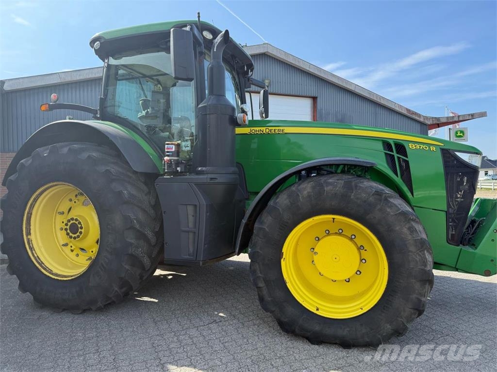 John Deere 8370R Trattori
