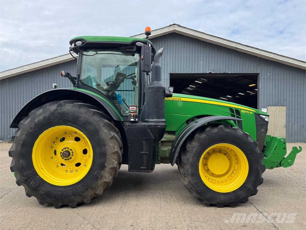 John Deere 8370R Trattori