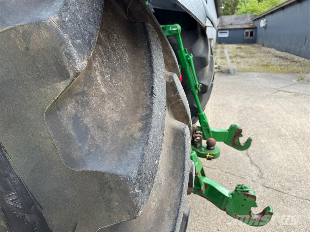 John Deere 8370R Trattori