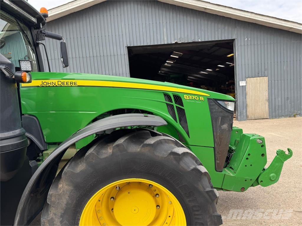 John Deere 8370R Trattori