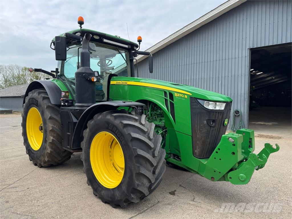 John Deere 8370R Trattori
