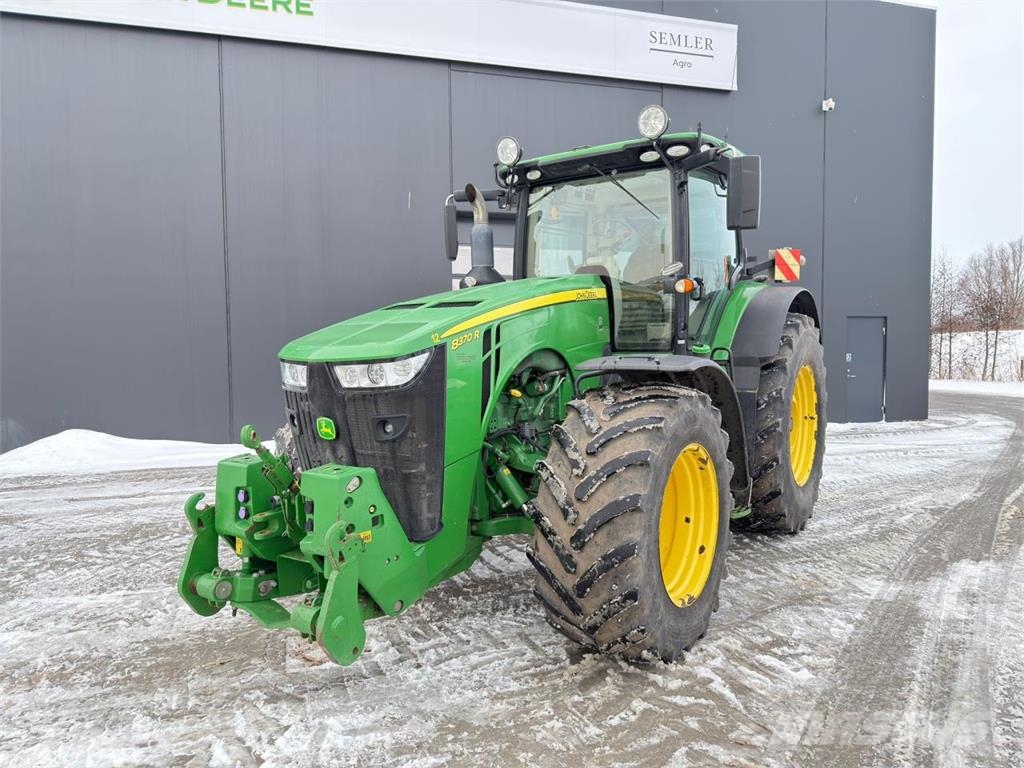 John Deere 8370R 트랙터