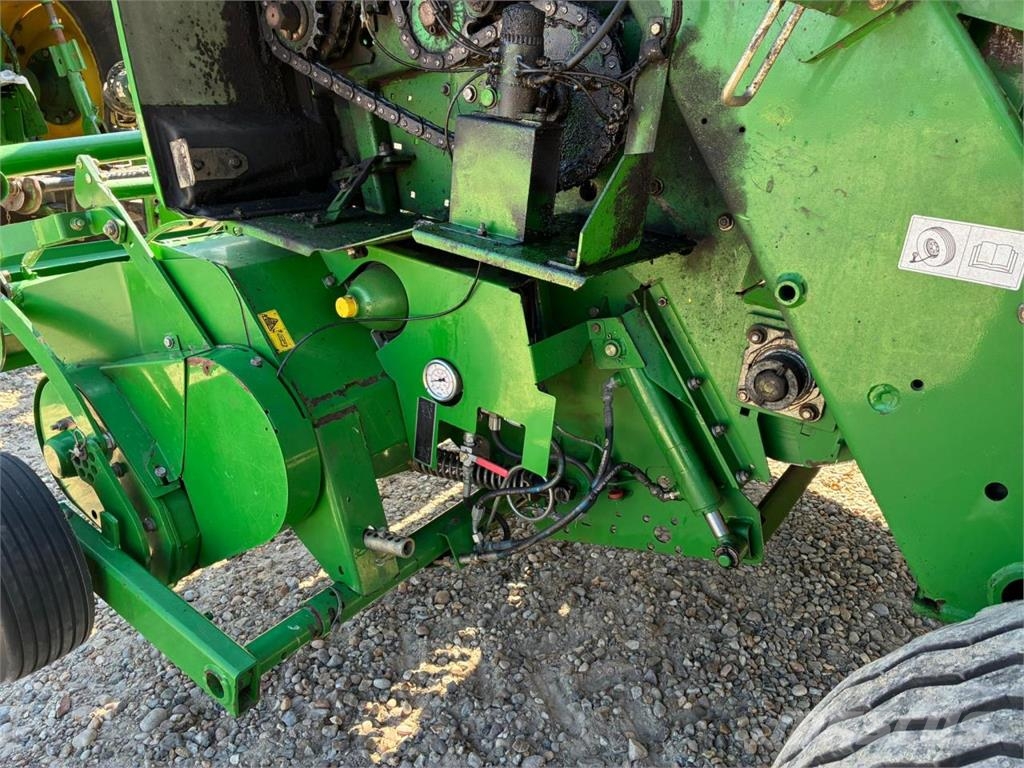 John Deere 864 RB ROTORFLOW محزمات مستديرة