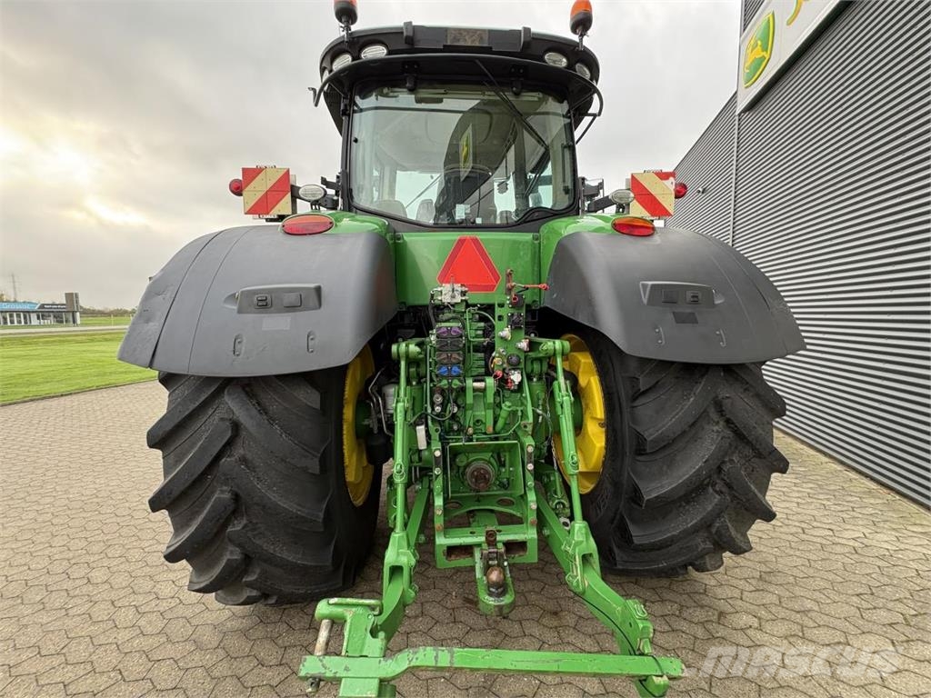 John Deere 8R 370 Traktoren