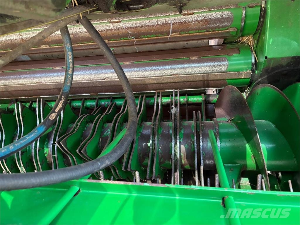 John Deere 990 MAXICUT Ronde-balenpersen