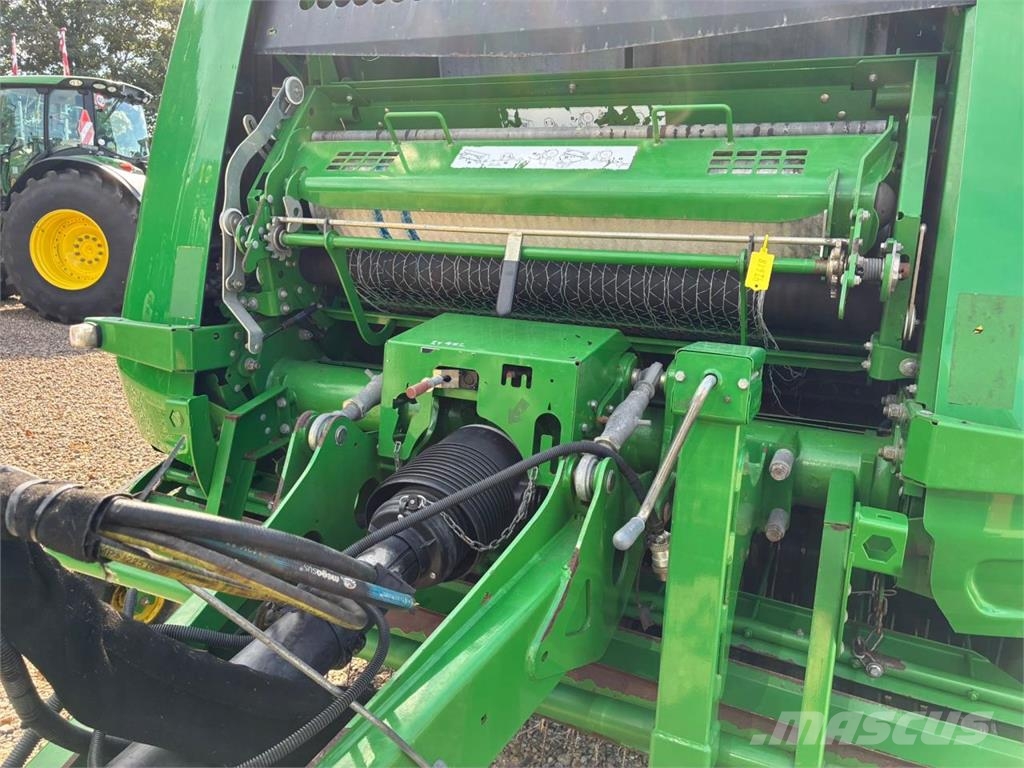John Deere 990 MAXICUT Ronde-balenpersen
