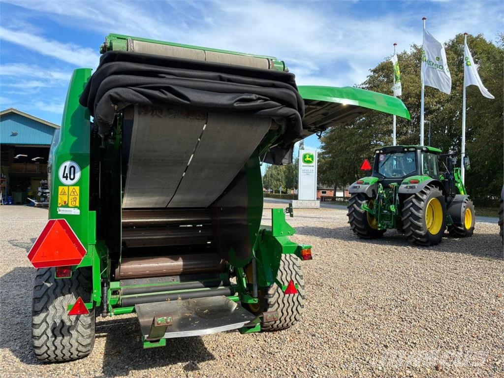 John Deere 990 MAXICUT Ronde-balenpersen