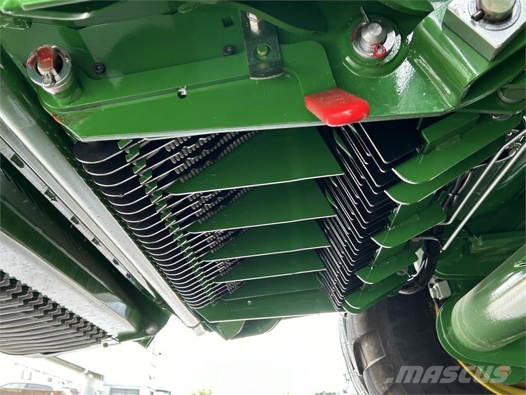 John Deere C441R Rotopresse