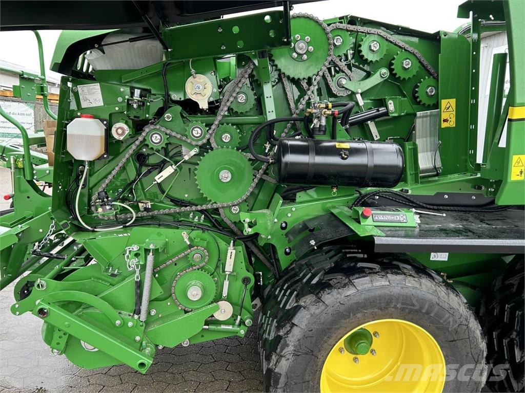 John Deere C441R Rotopresse