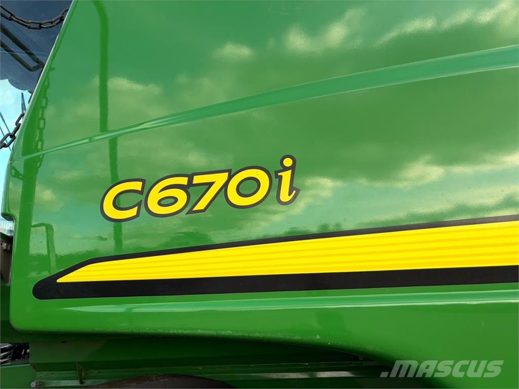 John Deere C670 Maaidorsmachines