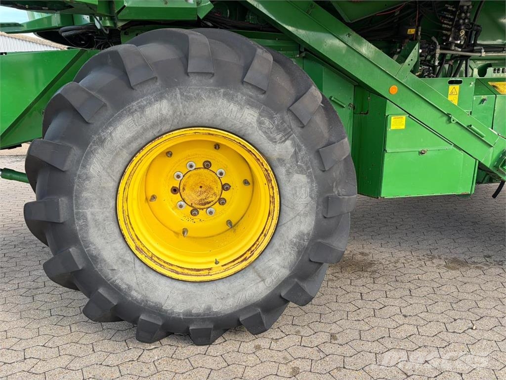 John Deere C670 Maaidorsmachines