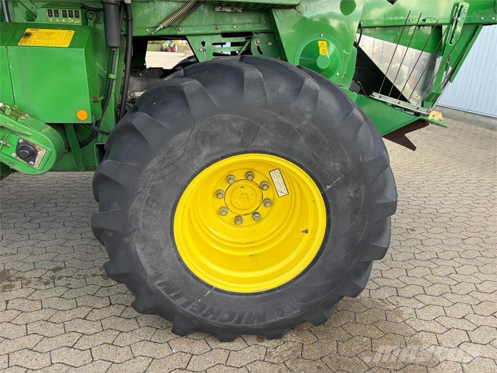 John Deere C670 Maaidorsmachines
