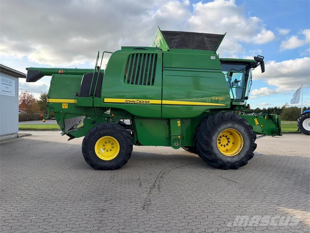 John Deere C670 Maaidorsmachines