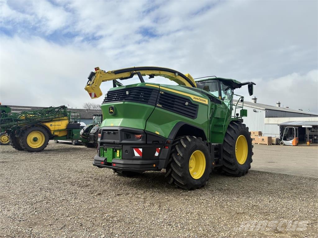 John Deere F8 600 Forage harvesters