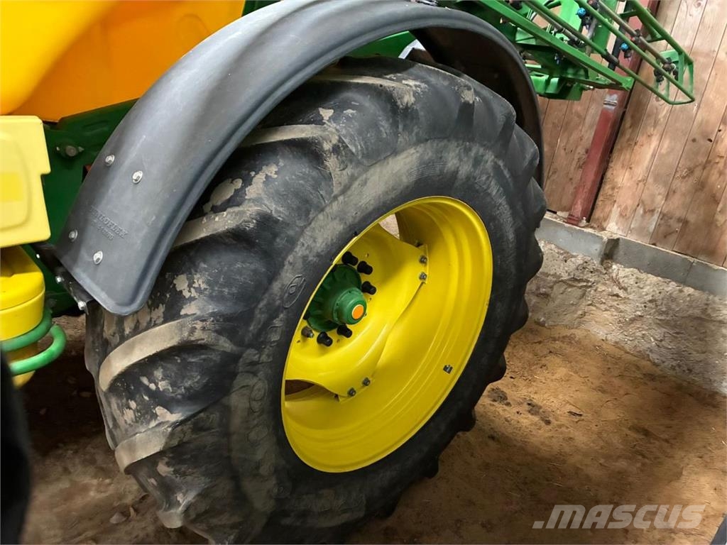 John Deere M740 TRAILERSPRØJTE Slepesprøyter