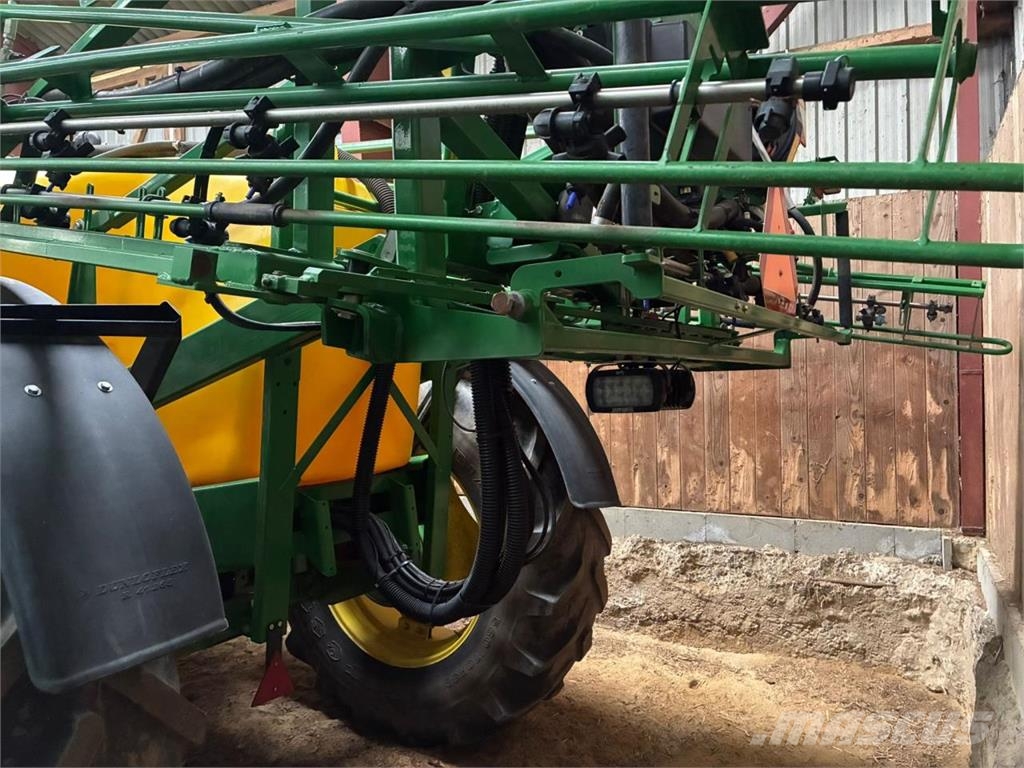John Deere M740 TRAILERSPRØJTE Slepesprøyter