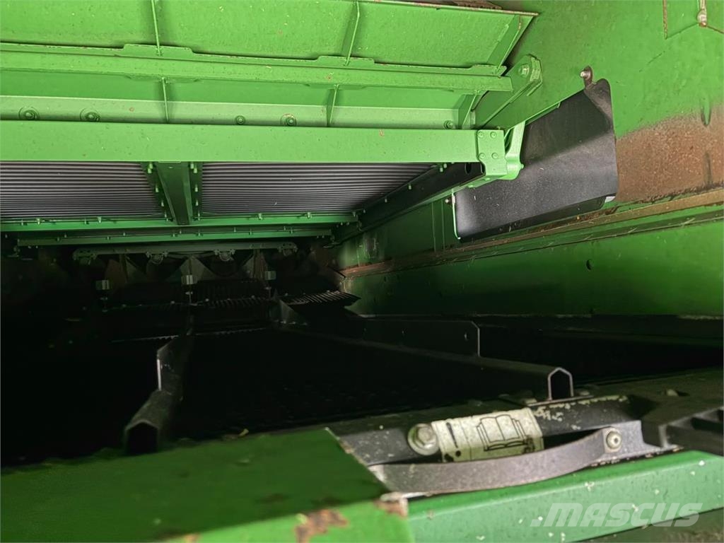 John Deere S790I Mähdrescher